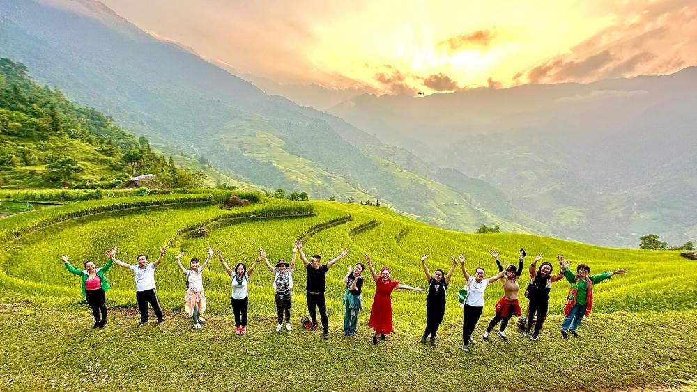 tour ha giang cao bang tron goi may bay thac ban gioc song nho que haidangtravel