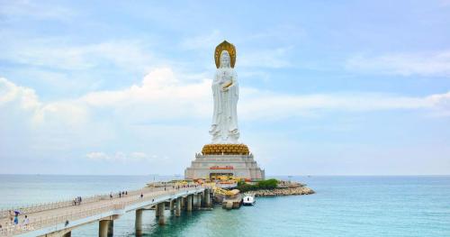 Tuong-Phat-Nam-Son-Hai-Nam-HAIDANGTRAVEL